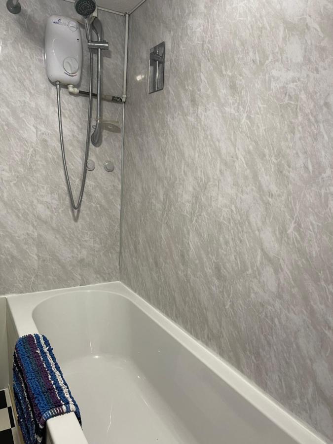 Poolside Apartment Peacehaven ภายนอก รูปภาพ